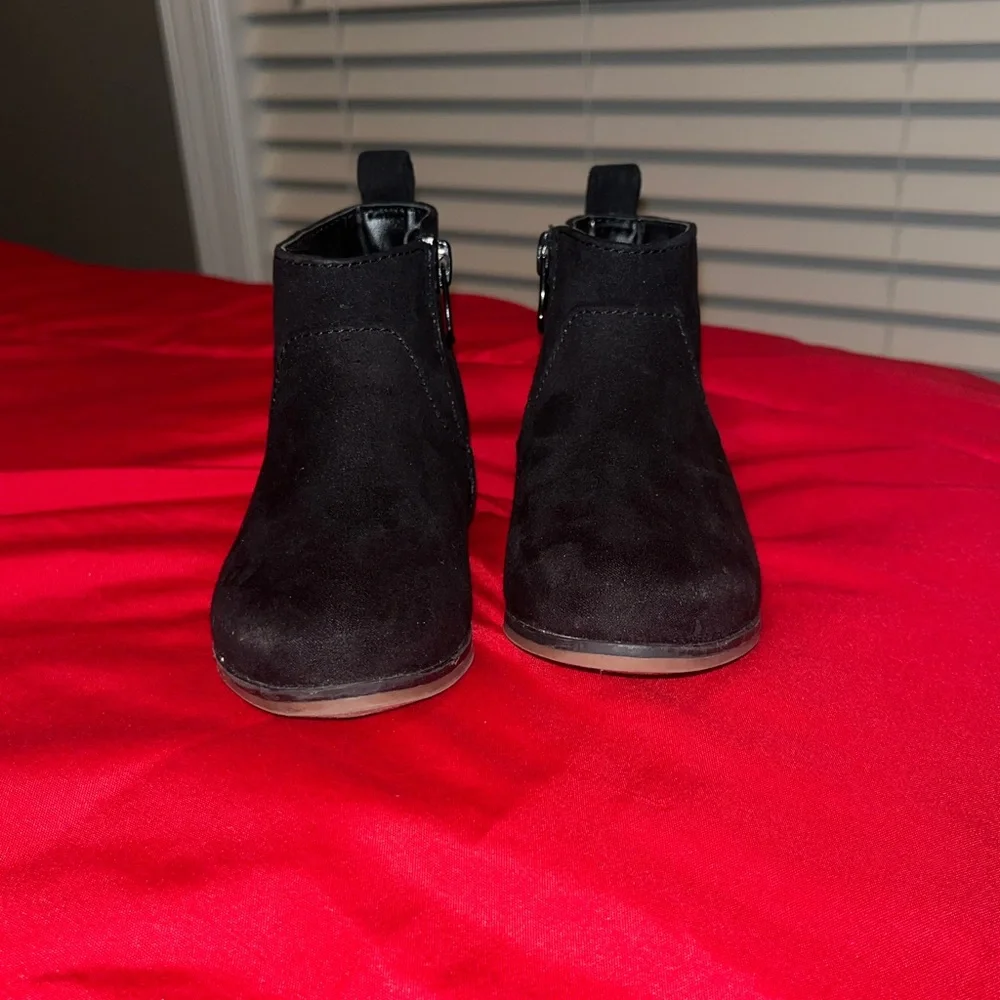 Cat & Jack Black‎ Ankle Boots